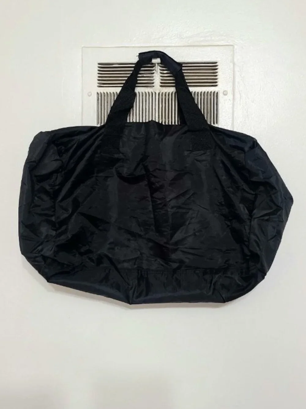 Lightweight Nylon Duffel Bag